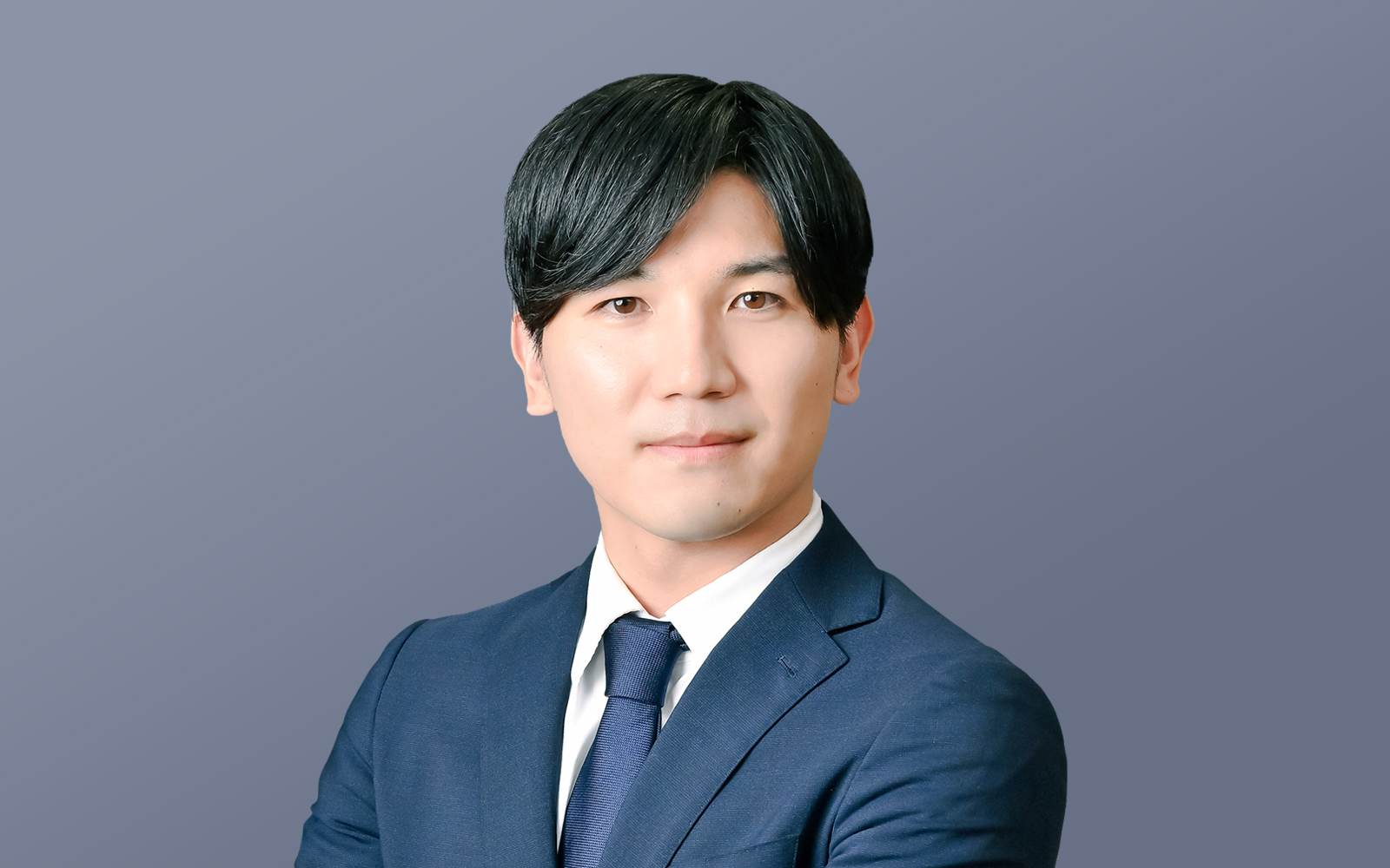六名 章